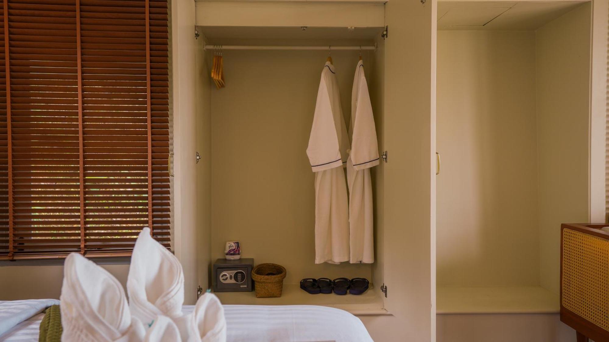 Sea Escape Koh Chang Room photo